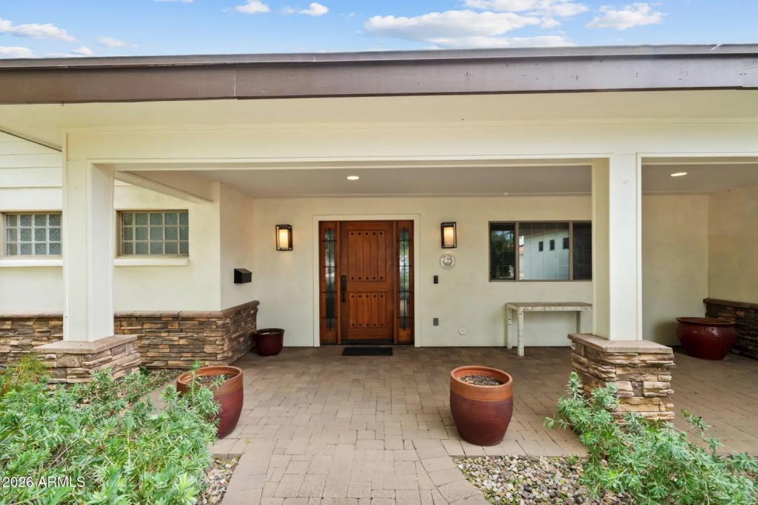 Real Estate Picture 2