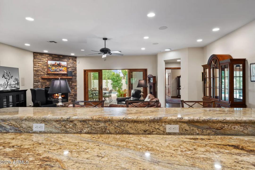 Real Estate Picture 15