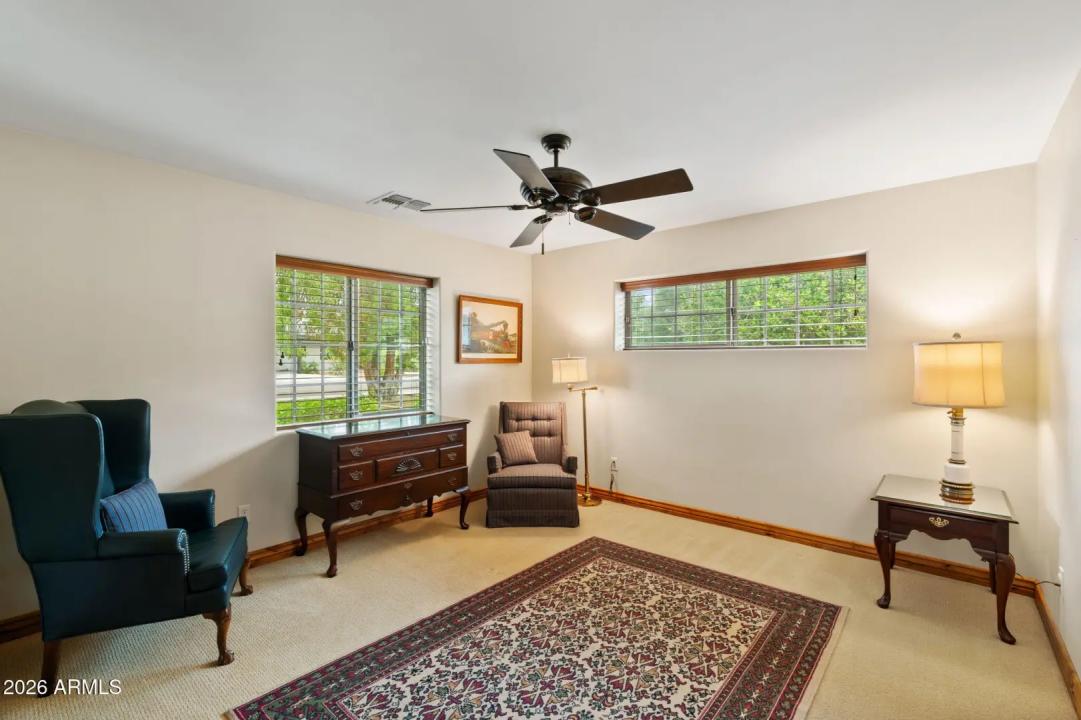 Real Estate Picture 17