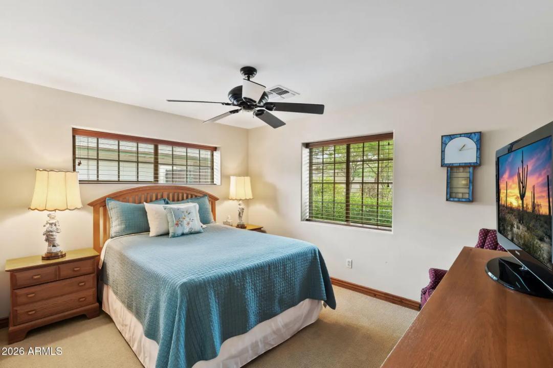 Real Estate Picture 21