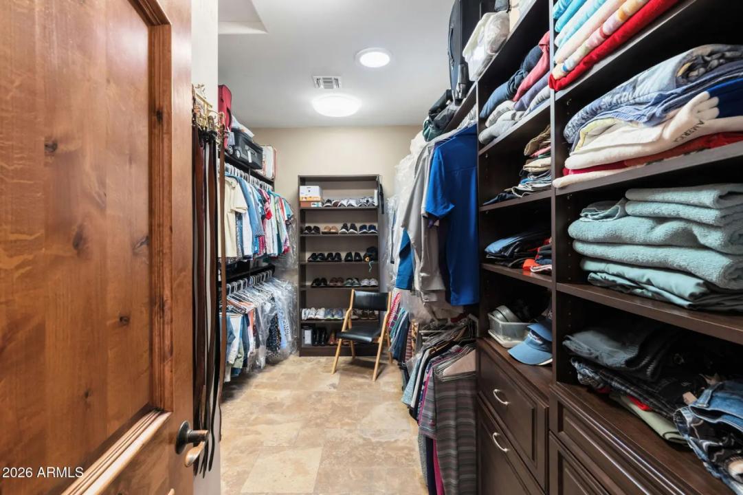 Real Estate Picture 27