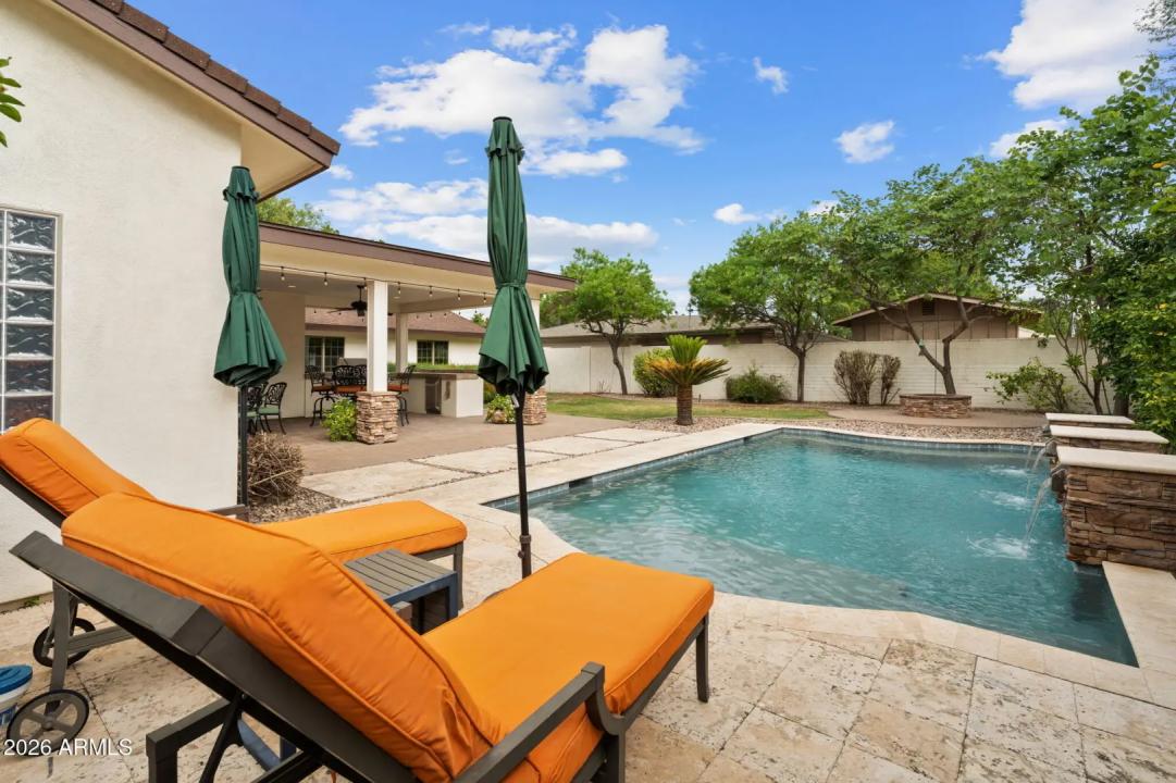 Real Estate Picture 42