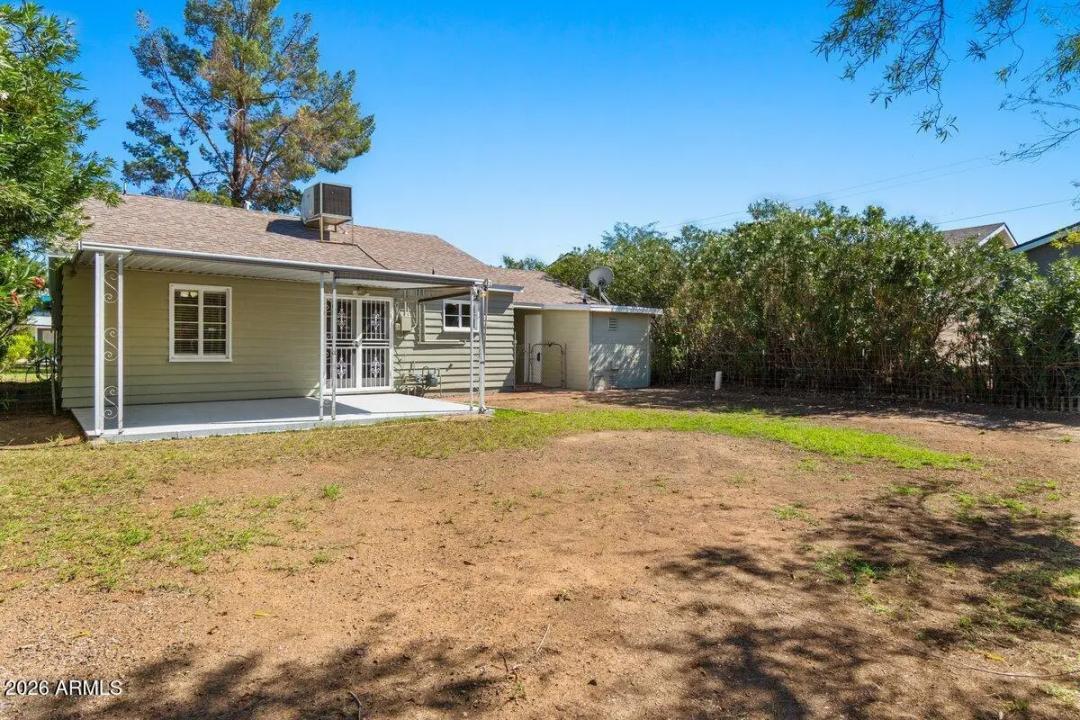 Real Estate Picture 20