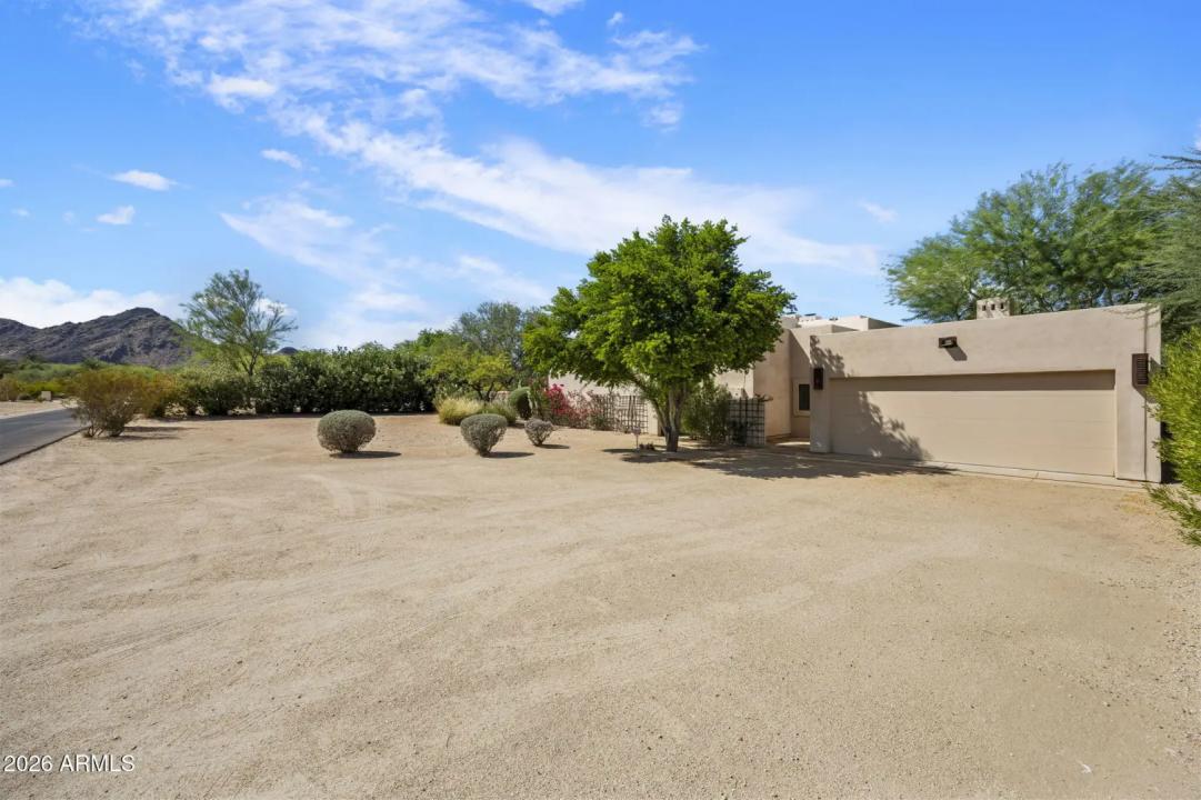 Real Estate Picture 32