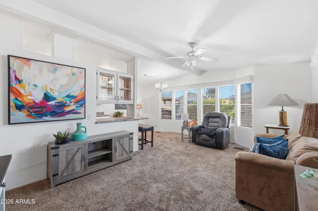 Real Estate Picture 3