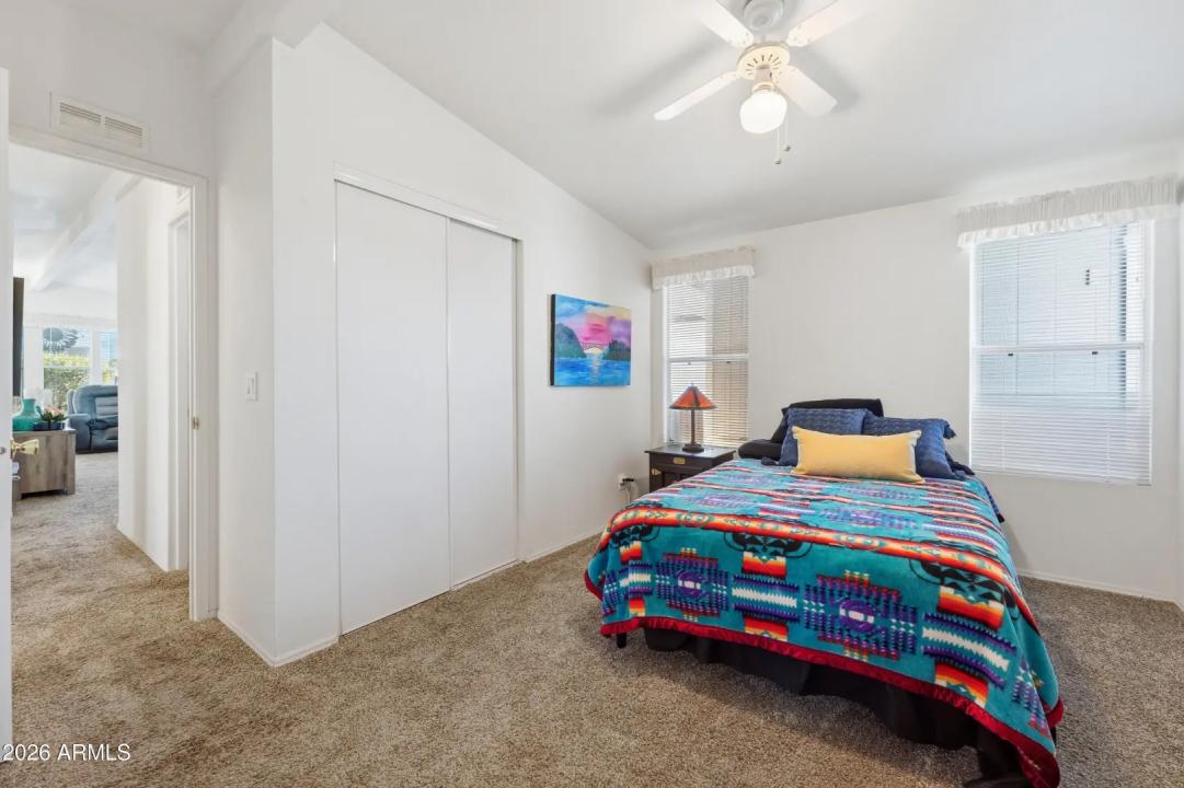 Real Estate Picture 12