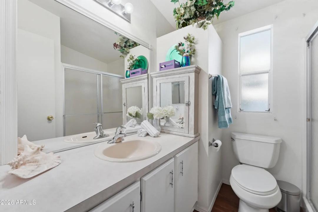 Real Estate Picture 14
