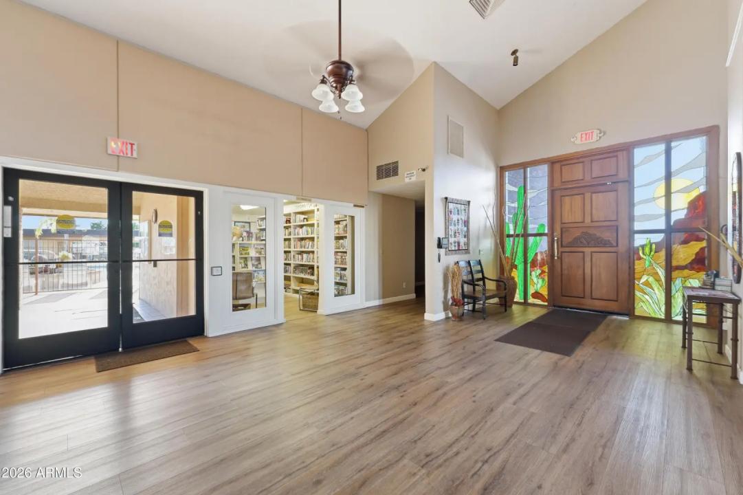 Real Estate Picture 23