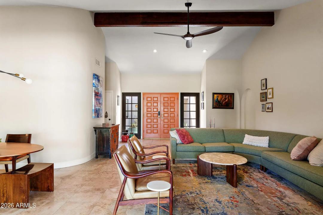 Real Estate Picture 9