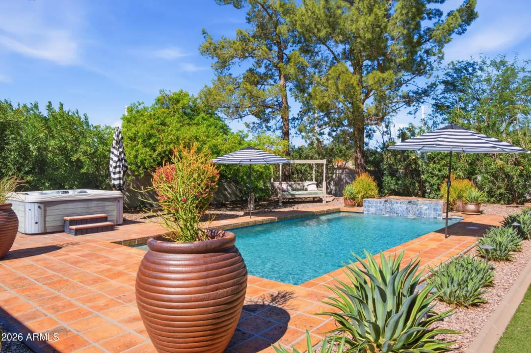Real Estate Picture 31
