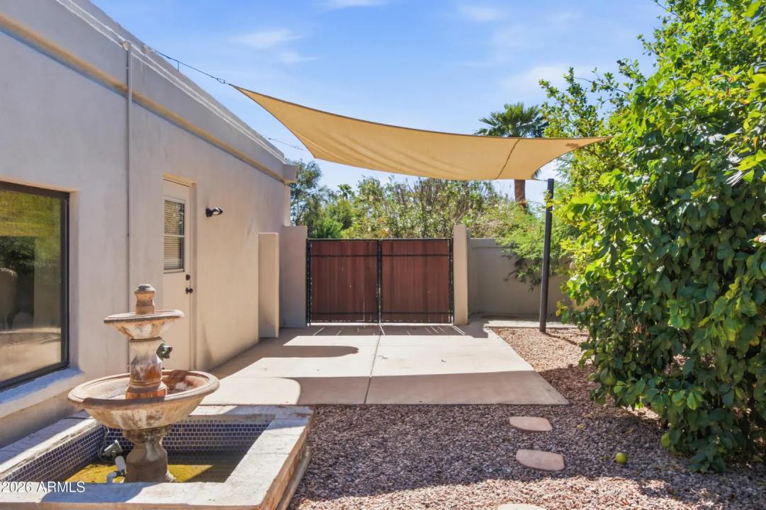 Real Estate Picture 38