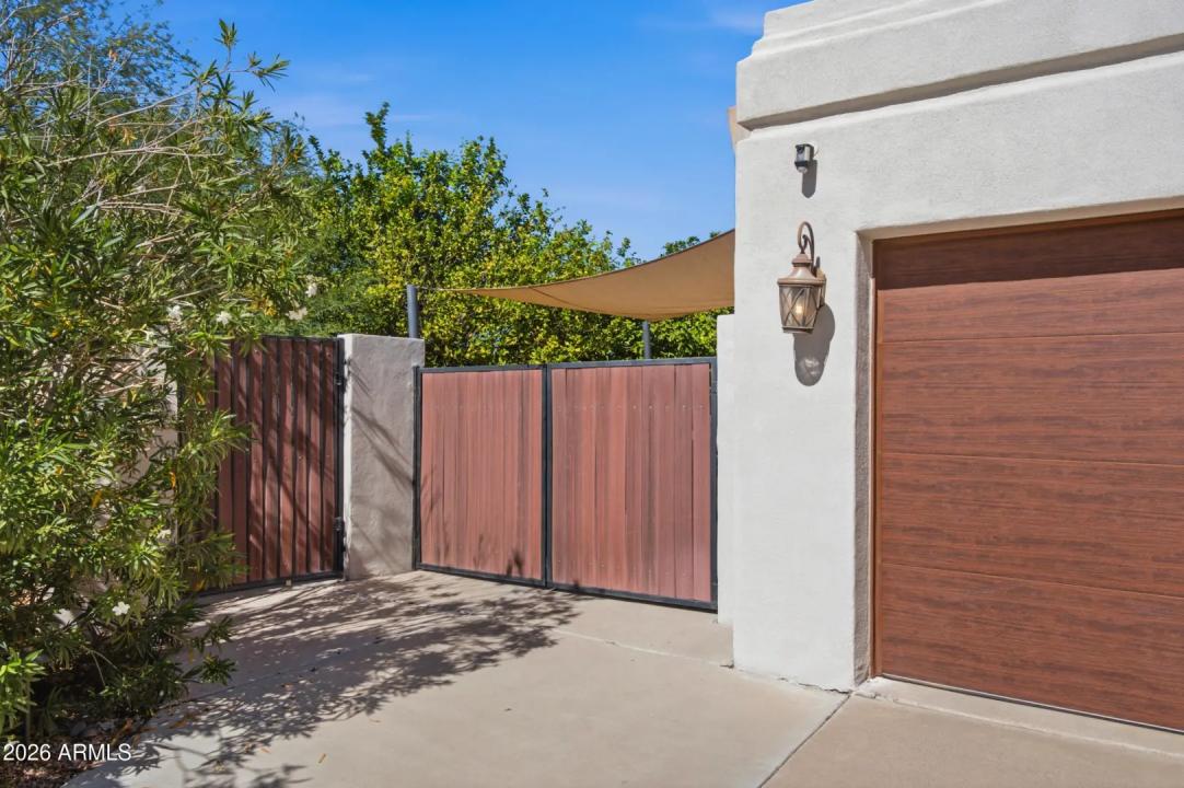 Real Estate Picture 39