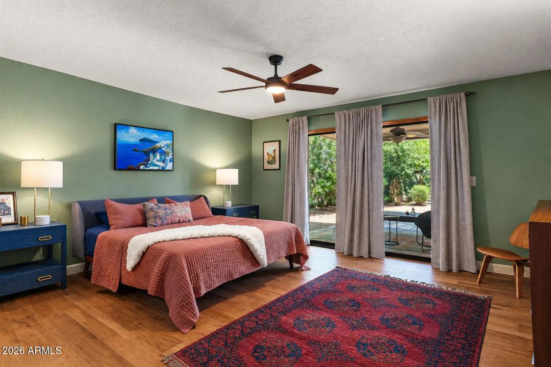 Real Estate Picture 17