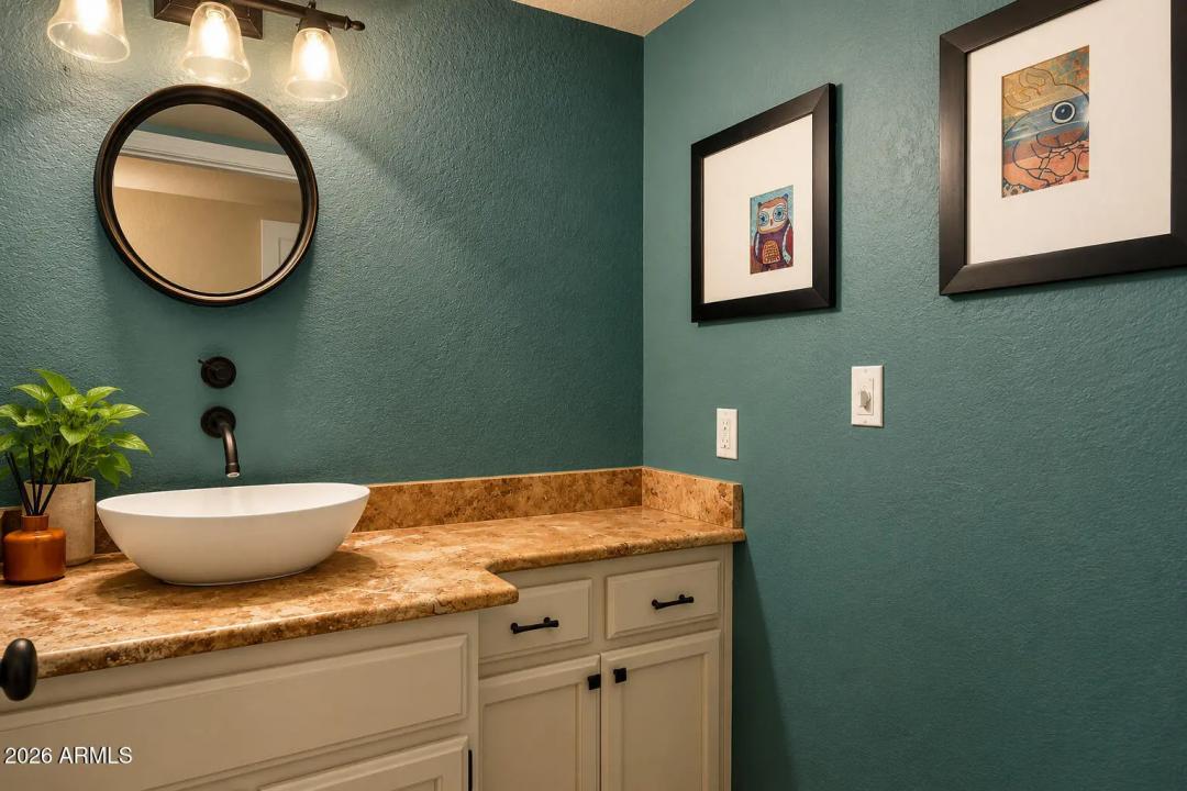 Real Estate Picture 26
