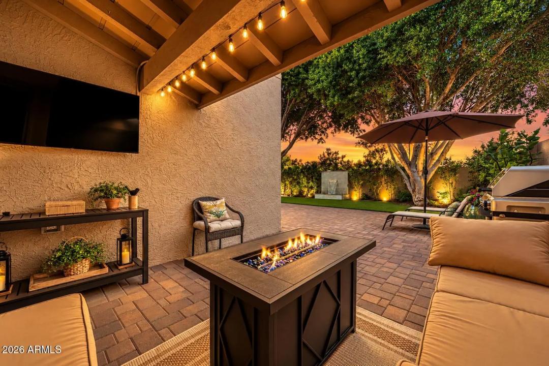 Real Estate Picture 9