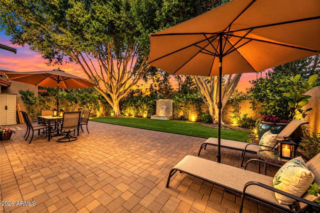 Real Estate Picture 10