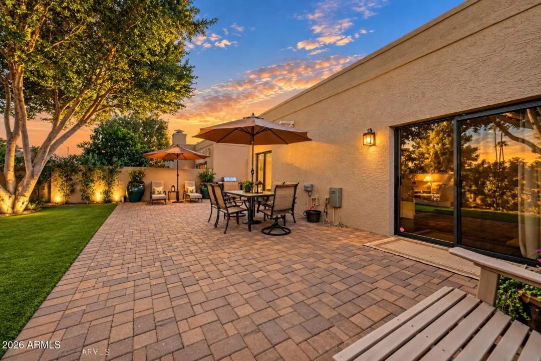 Real Estate Picture 15