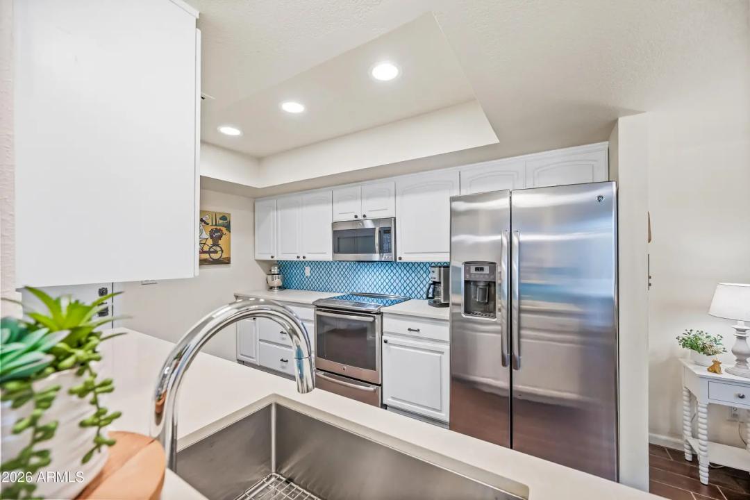 Real Estate Picture 28