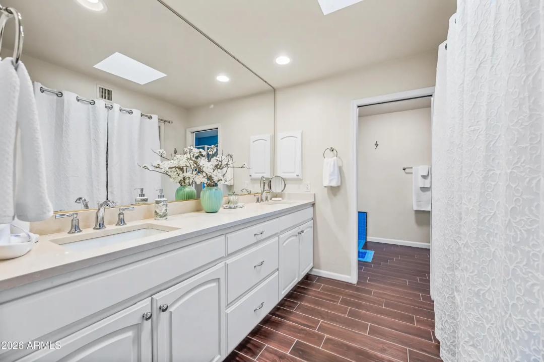Real Estate Picture 54
