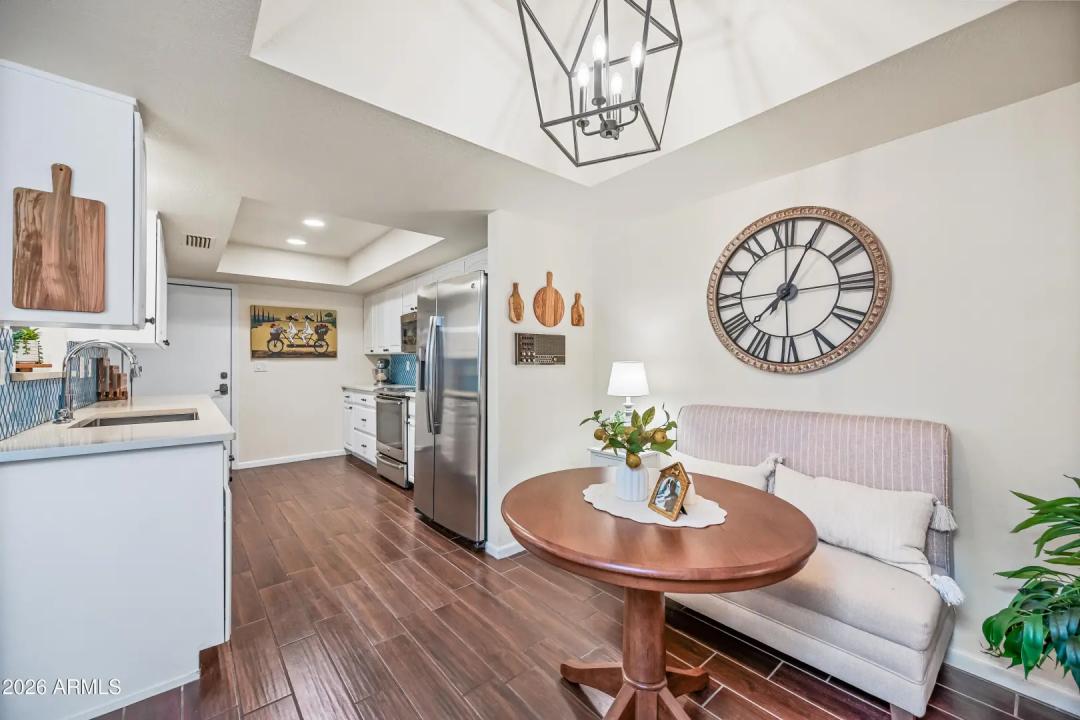 Real Estate Picture 38