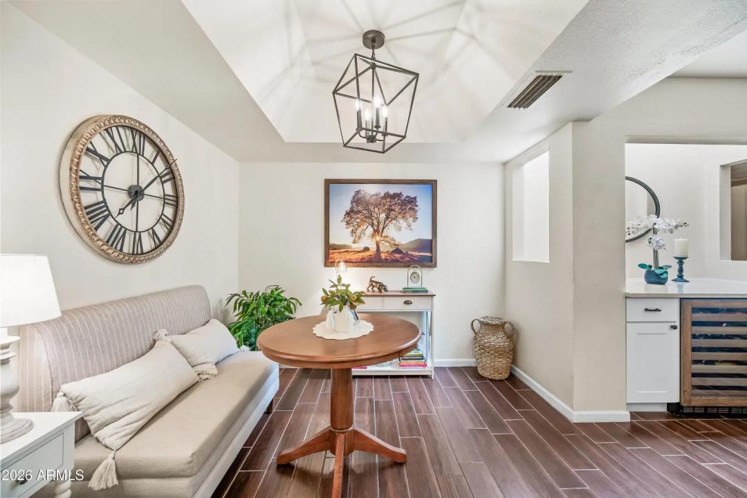 Real Estate Picture 39