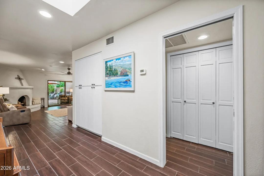 Real Estate Picture 19