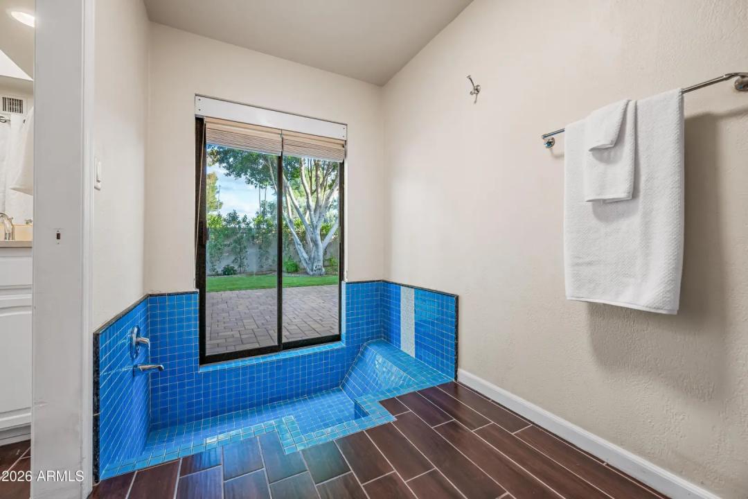 Real Estate Picture 57