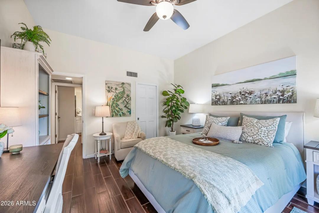 Real Estate Picture 44