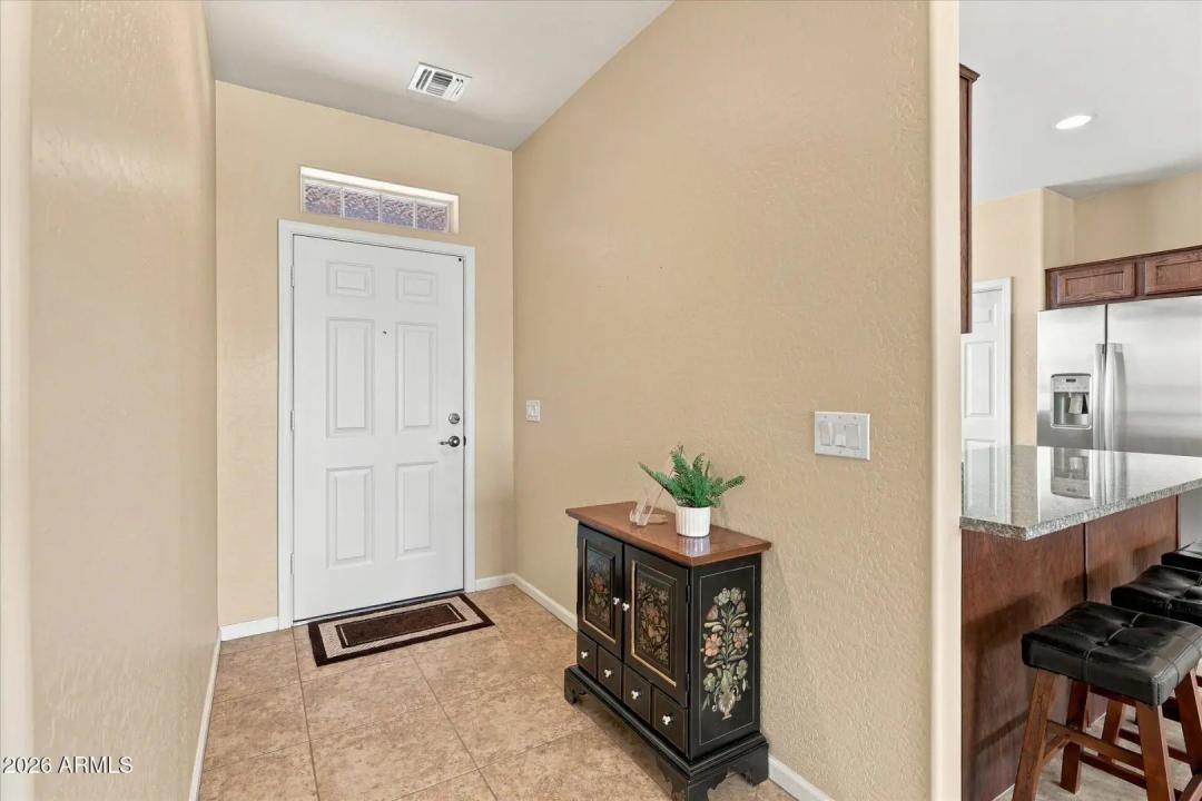 Real Estate Picture 16