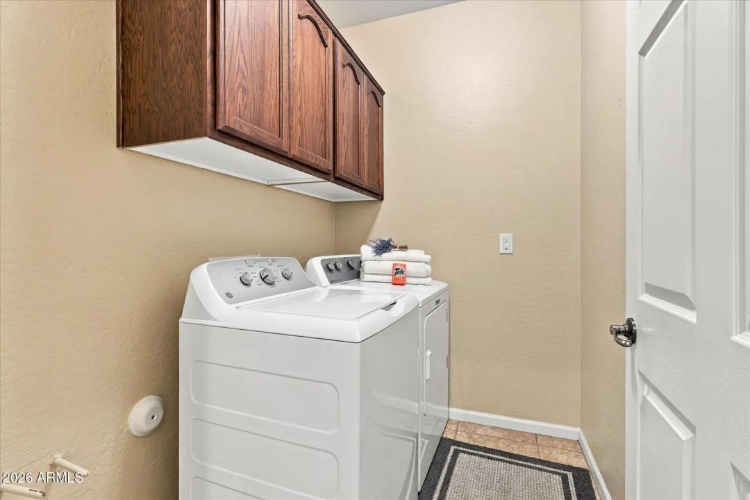 Real Estate Picture 27