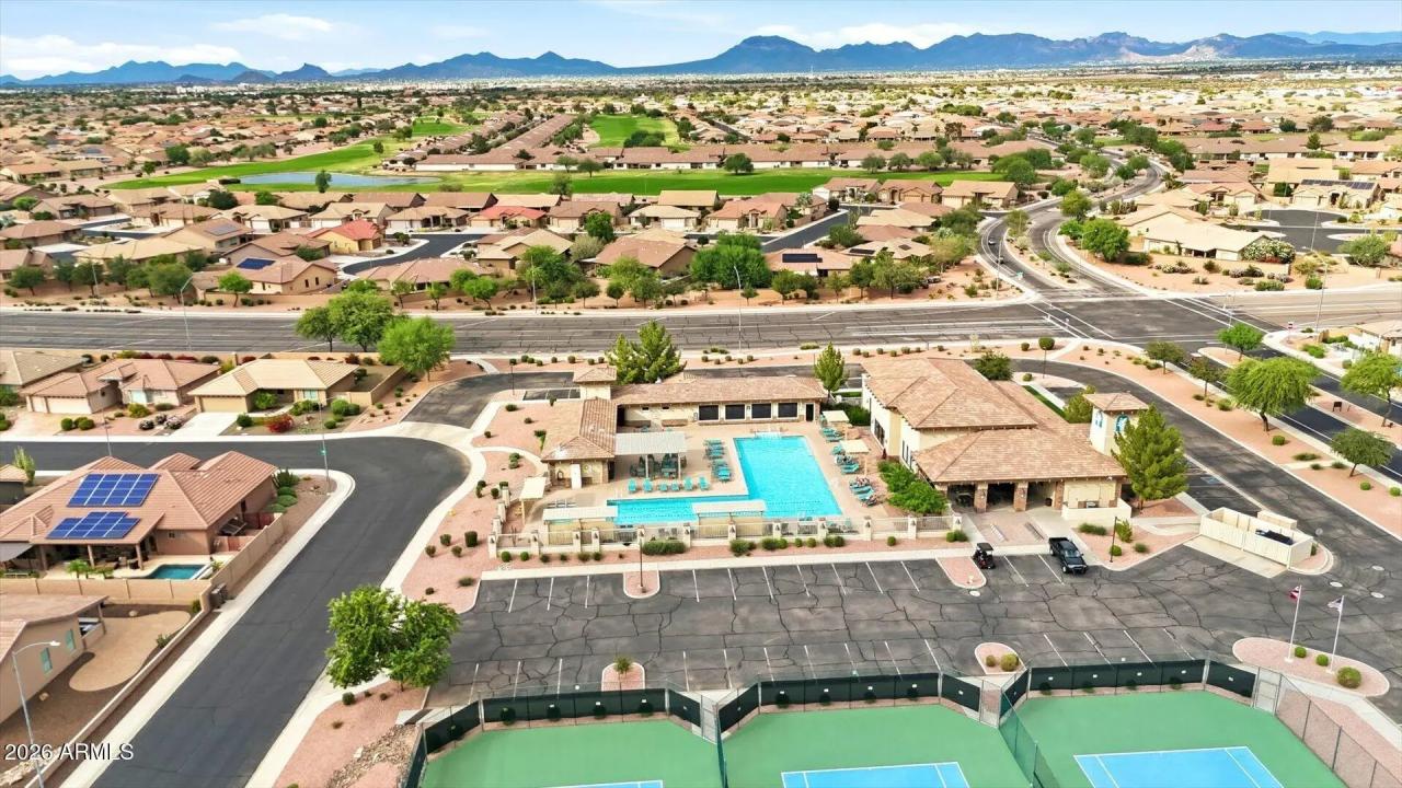 Real Estate Picture 39