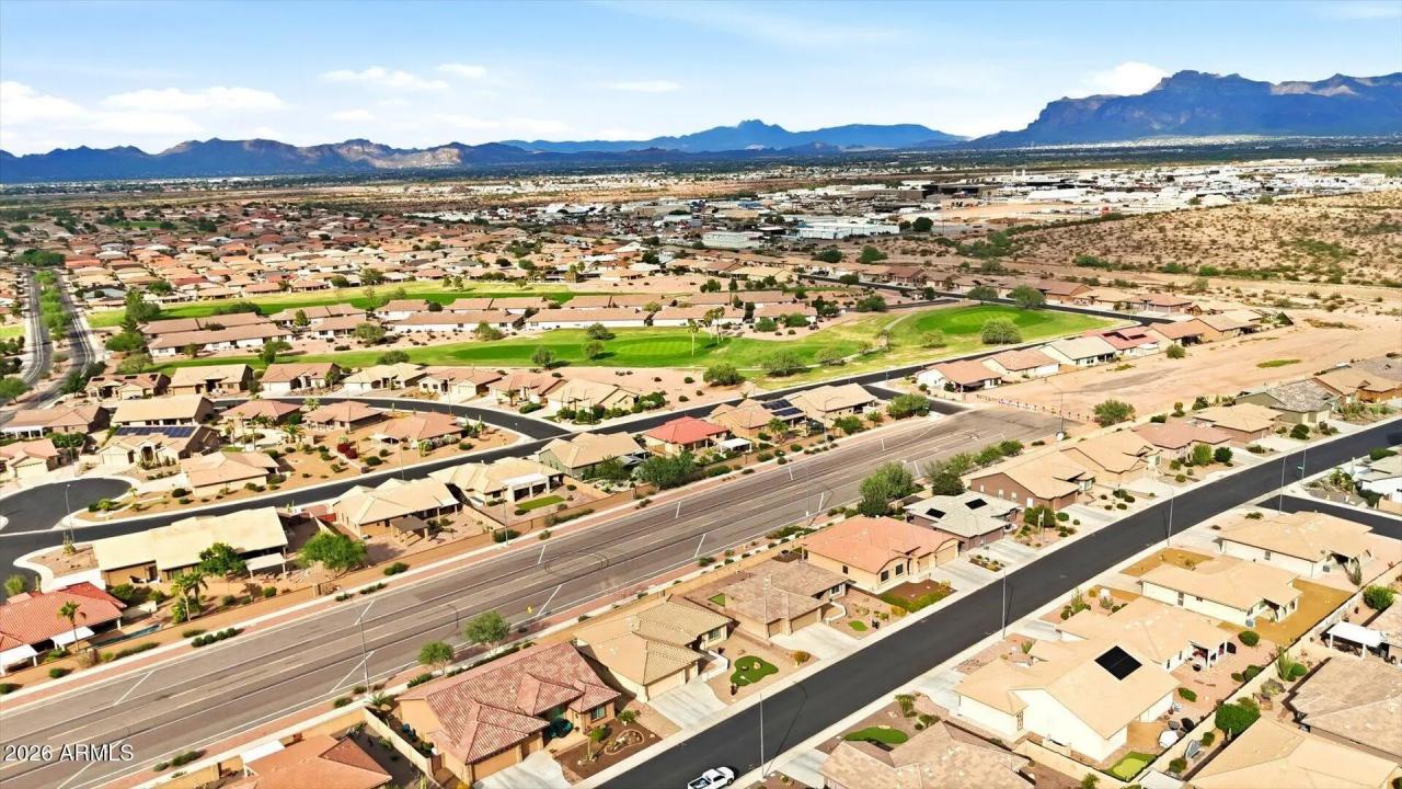 Real Estate Picture 44