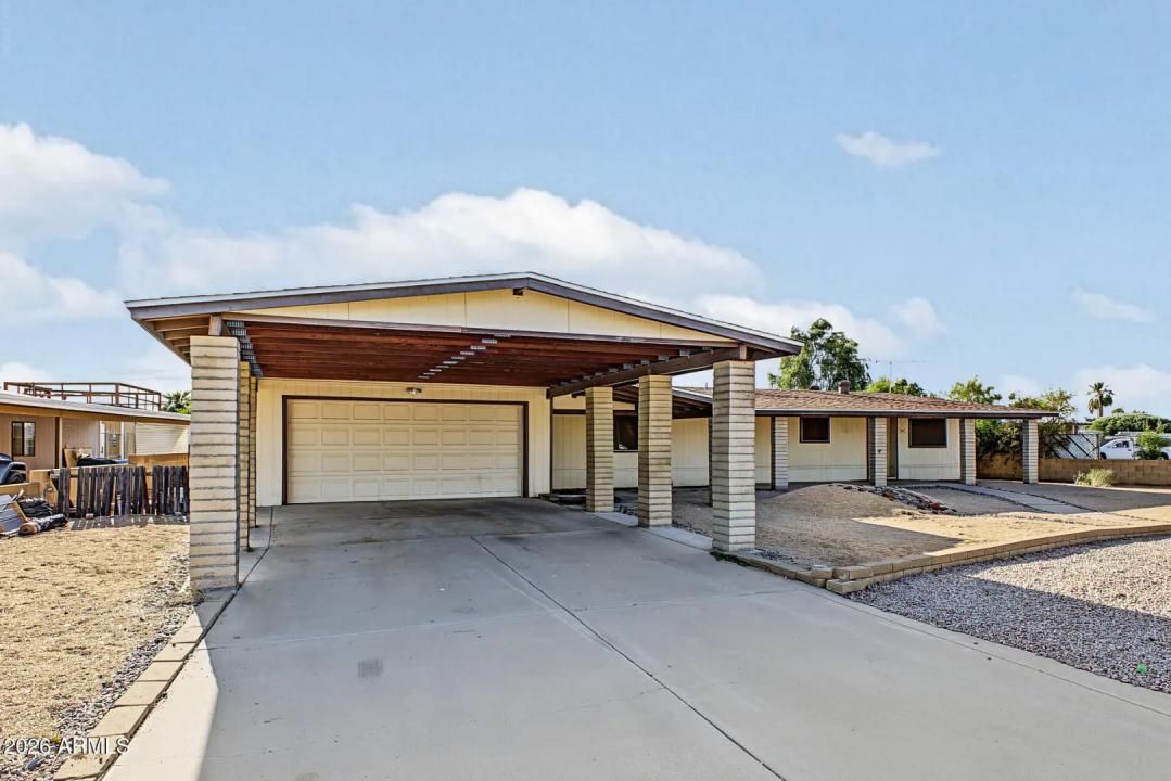 Real Estate Picture 26