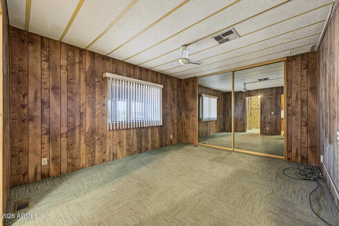 Real Estate Picture 10