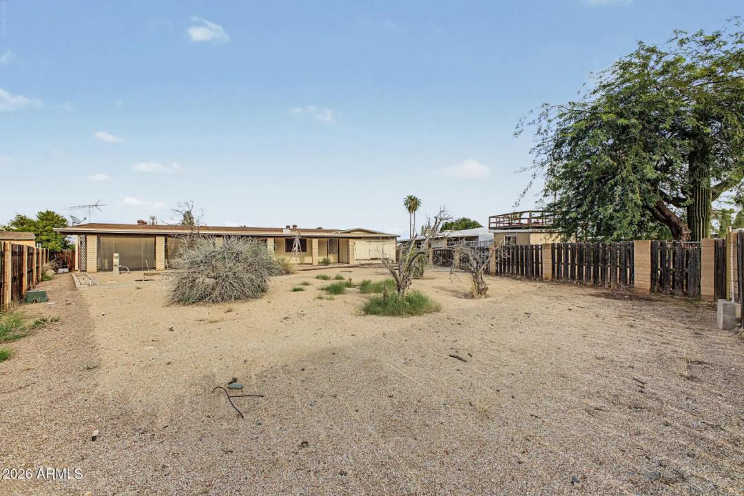 Real Estate Picture 25