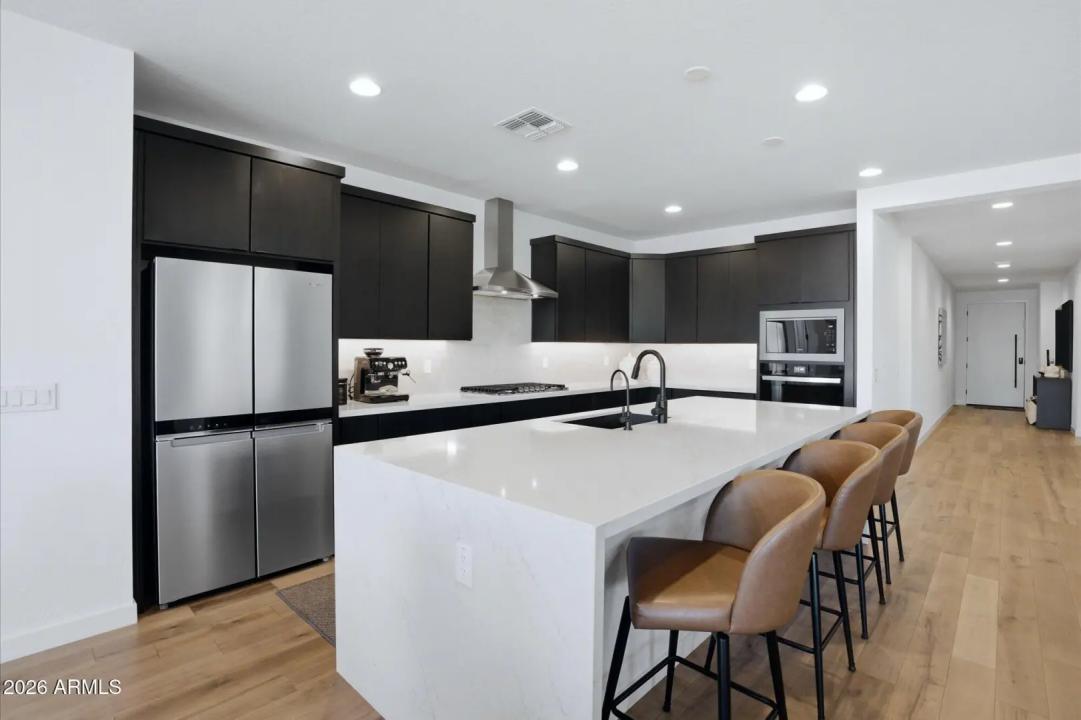 Real Estate Picture 27