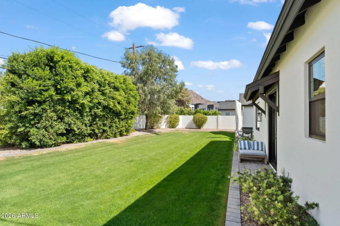 Real Estate Picture 54