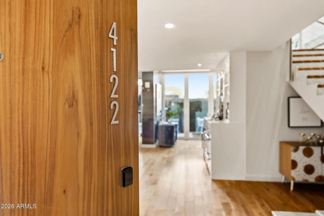 Real Estate Picture 1