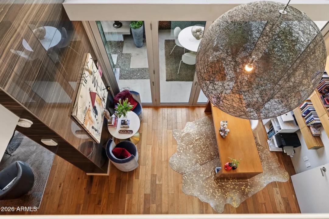 Real Estate Picture 33