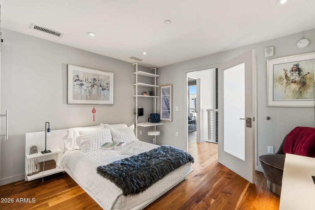 Real Estate Picture 48