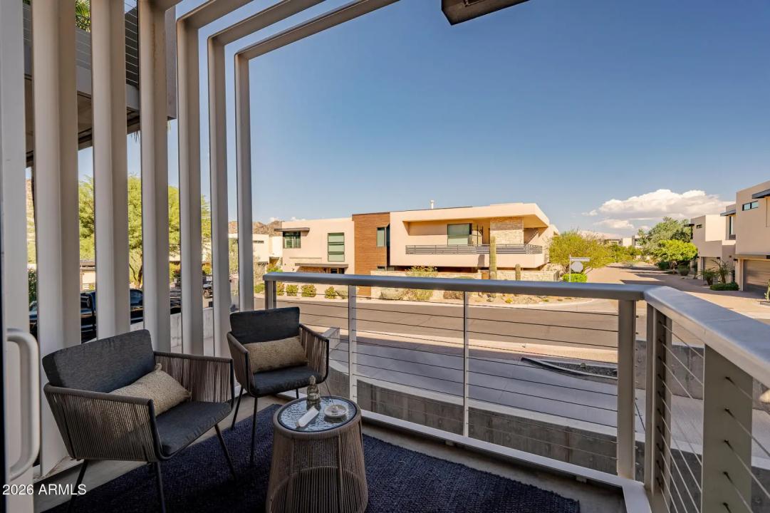 Real Estate Picture 36