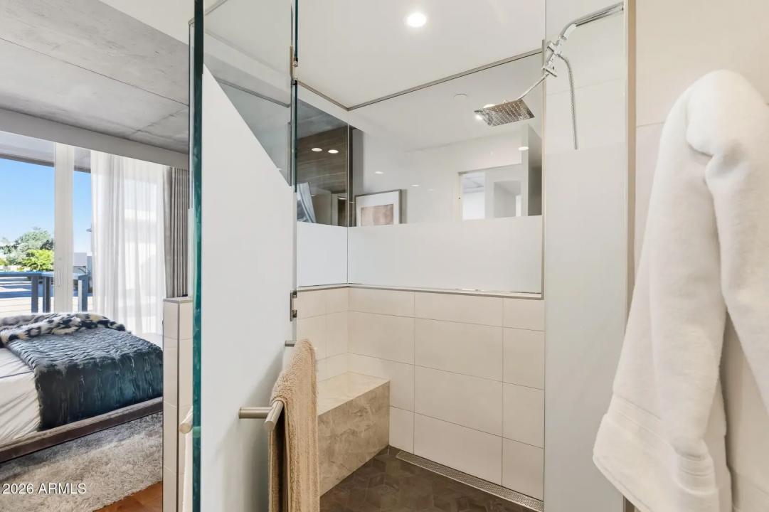 Real Estate Picture 40
