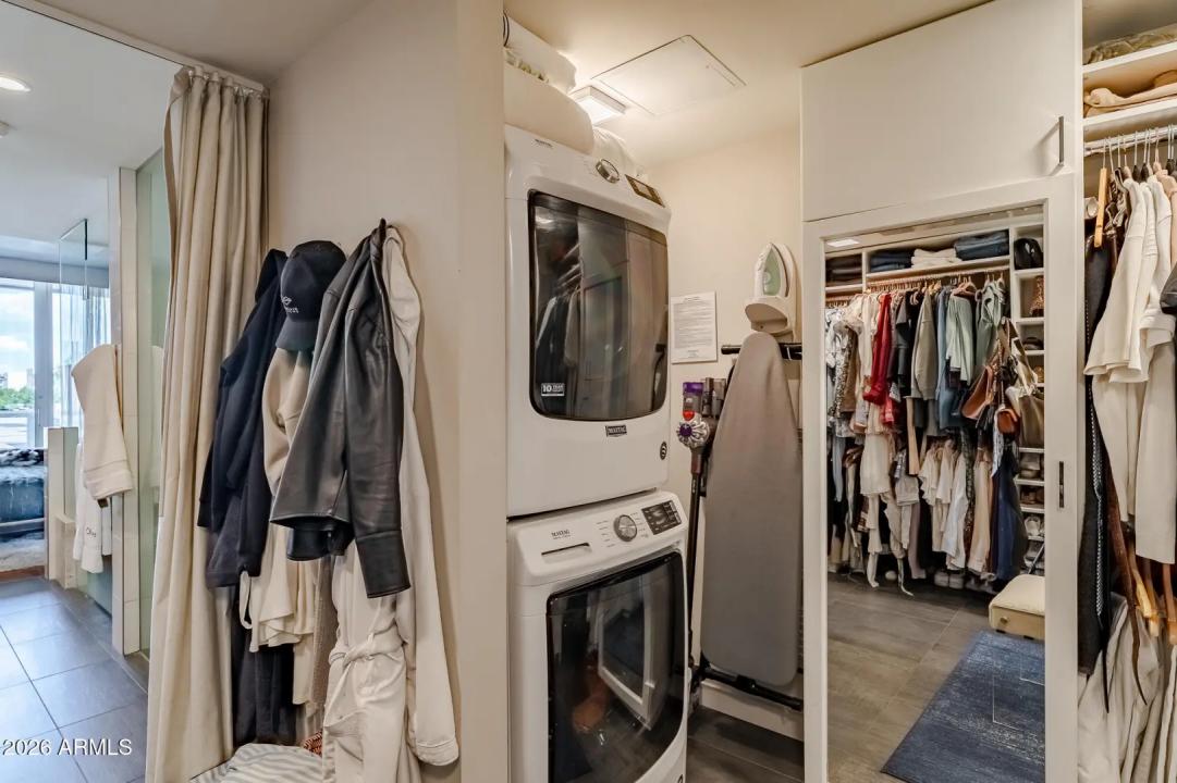 Real Estate Picture 44