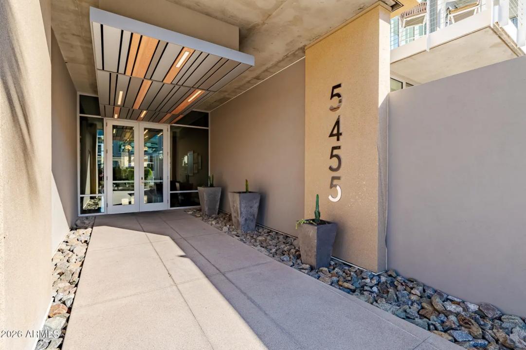 Real Estate Picture 53