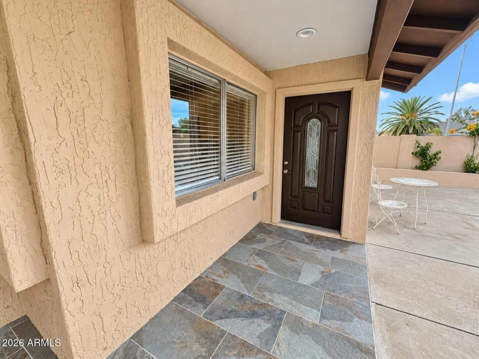 Real Estate Picture 3