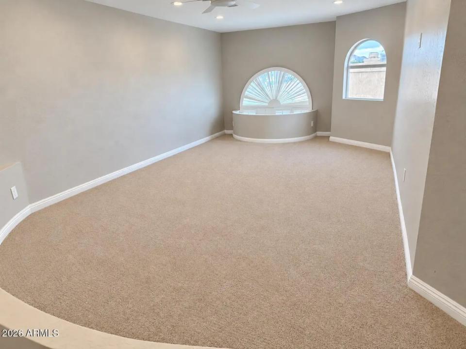 Real Estate Picture 15