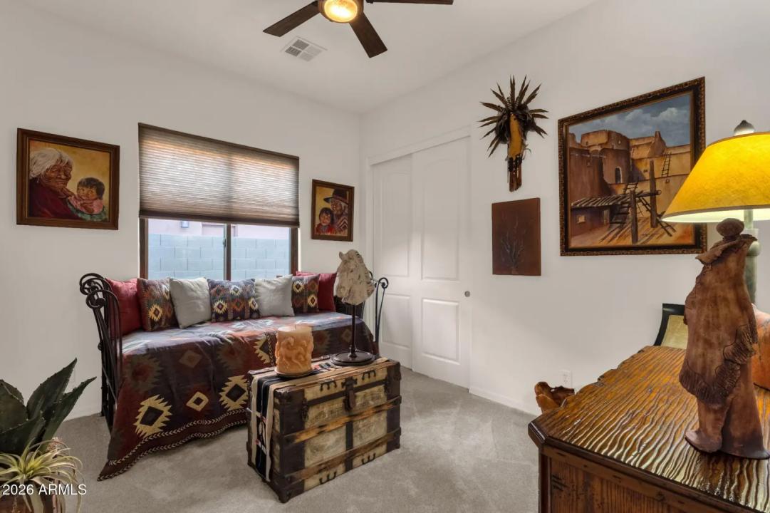 Real Estate Picture 33