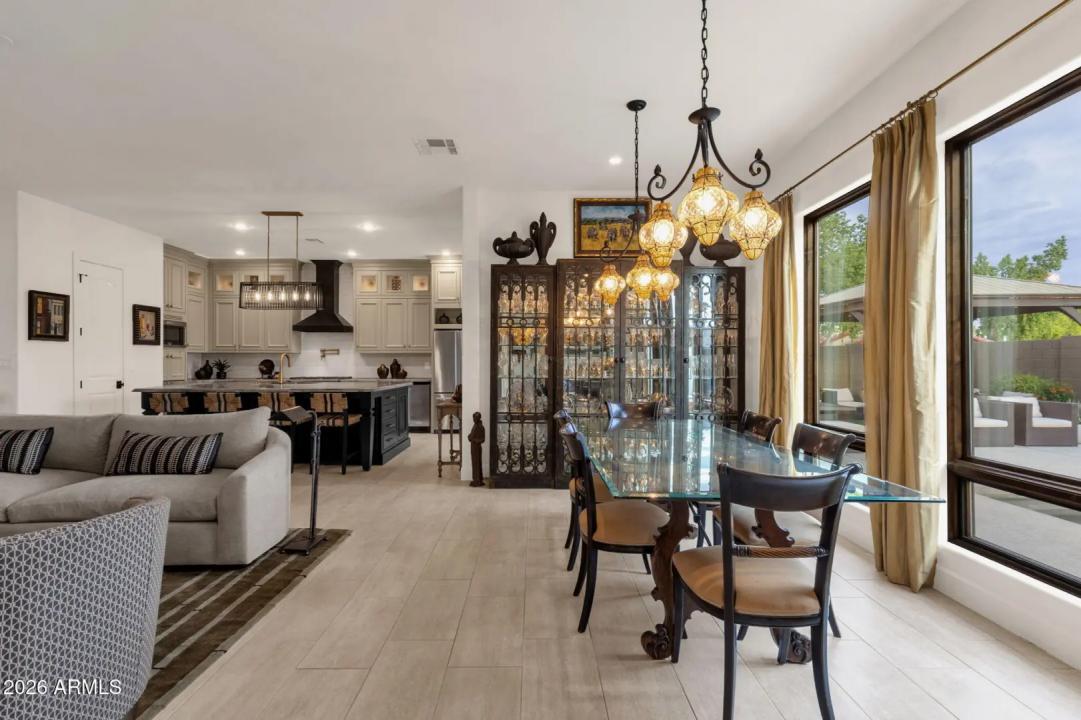 Real Estate Picture 19