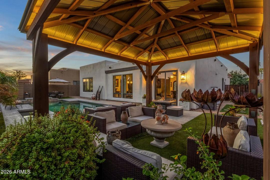 Real Estate Picture 38