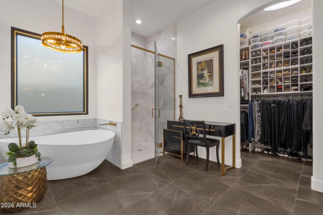 Real Estate Picture 26